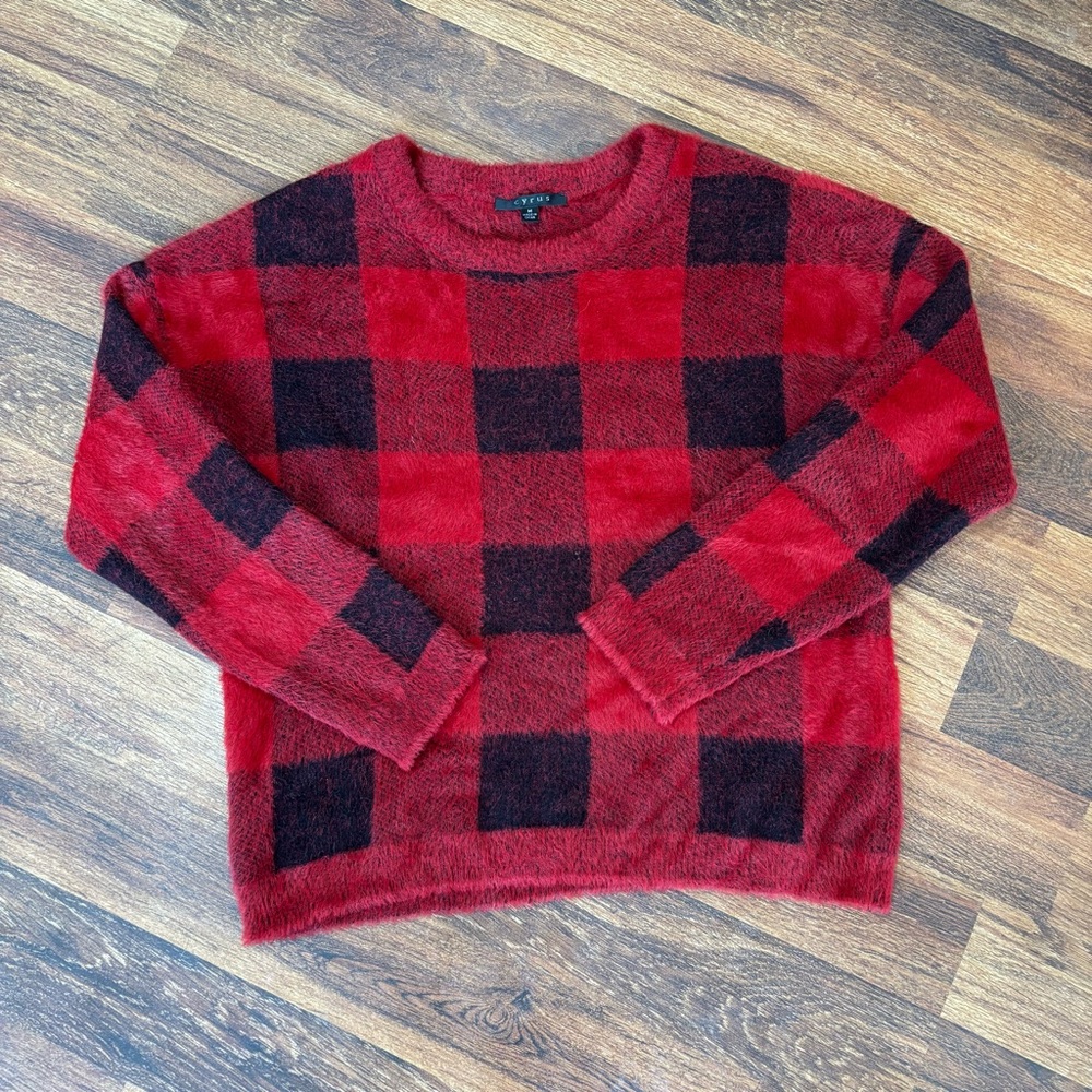 CYRUS Buffalo Plaid Red and Black Women's Sweater medium - Picture 3 of 6